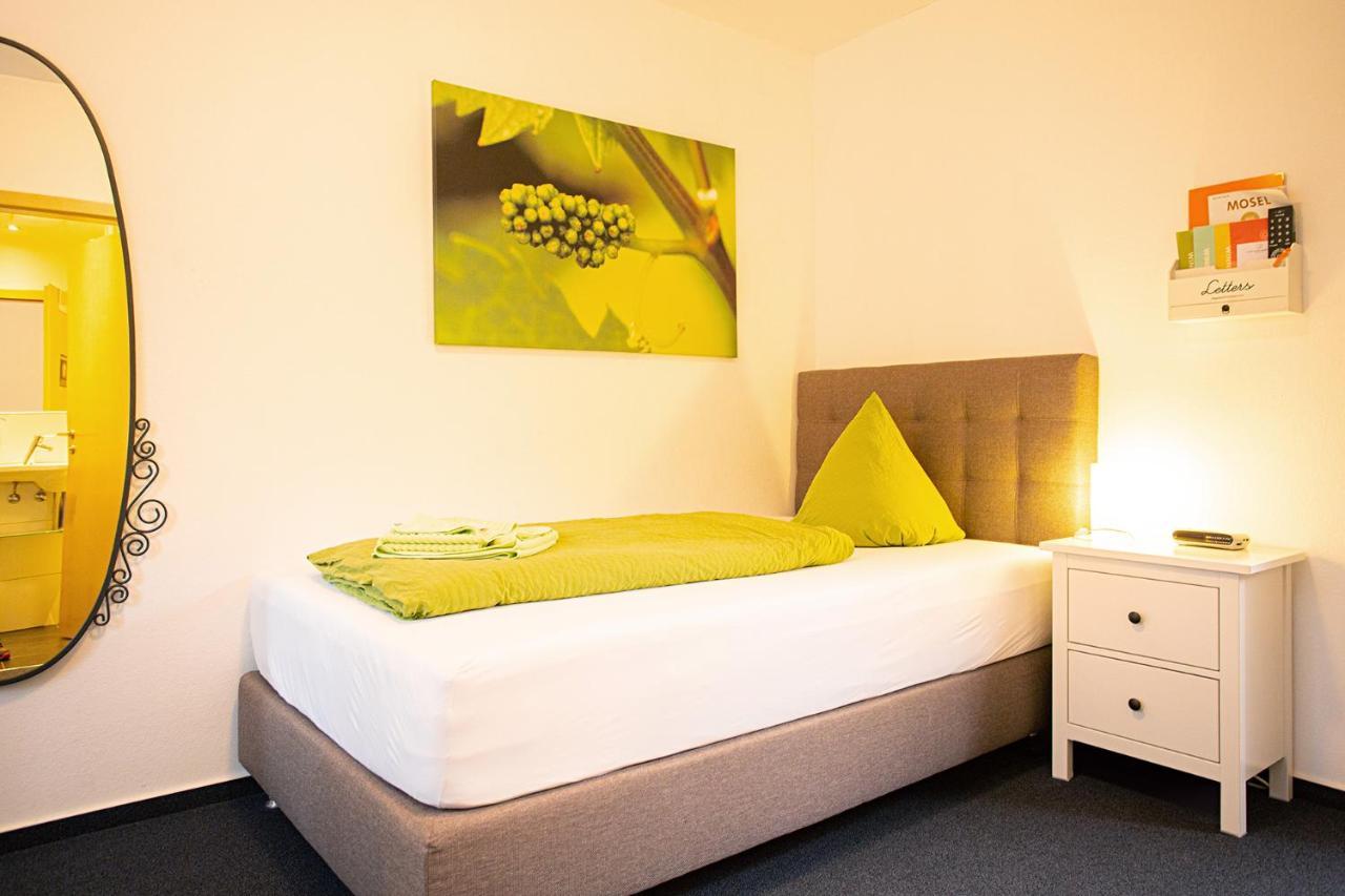 Hotel Emmerich Winningen Exterior photo